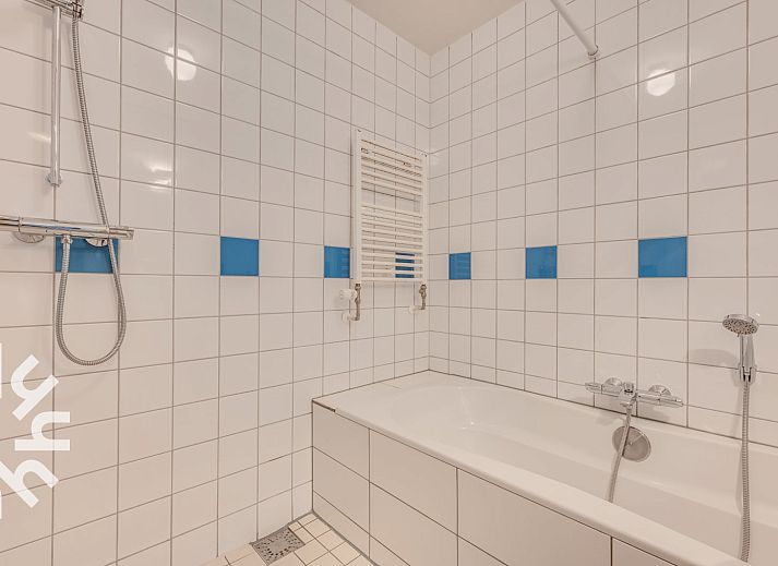 Moderne Kuechenausstattung im Ferienhaus ZE137, Grijpskerke, Walcheren, Zeeland.