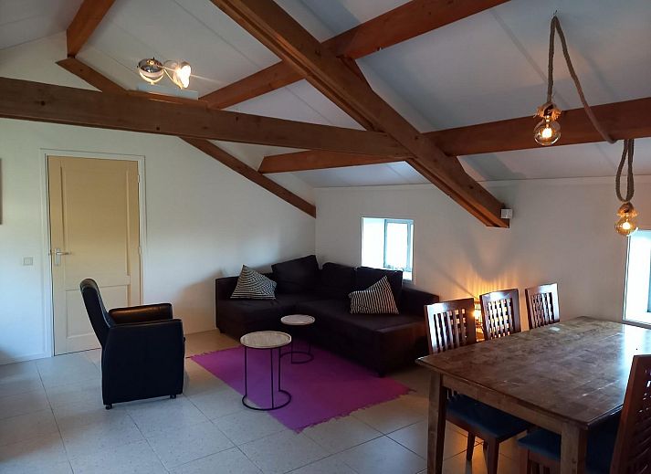 VZ494 Ferienhaus Grijpskerke mit Lavendel im Garten, Walcheren, Zeeland.