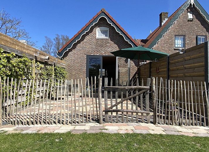 Stijlvolle woonkamer van VZ944 Vakantiehuis in Grijpskerke, Walcheren, Zeeland.