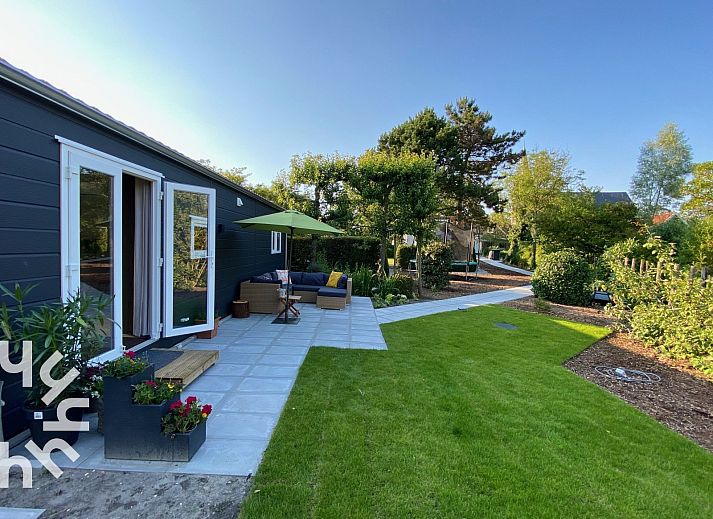 Enjoy the sunny garden of vacation home ZE1415 in Gapinge, Walcheren, Zeeland.