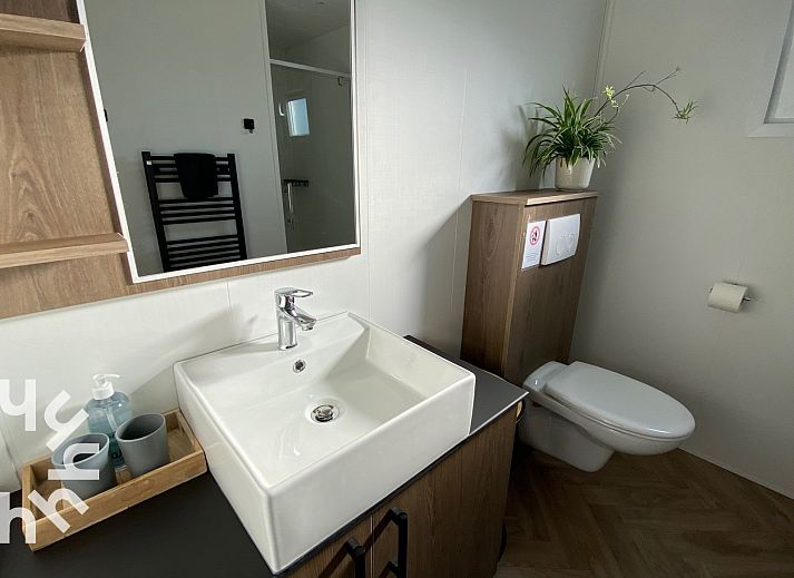 Stylish living room in vacation home ZE1415, Gapinge, Walcheren, Zeeland.