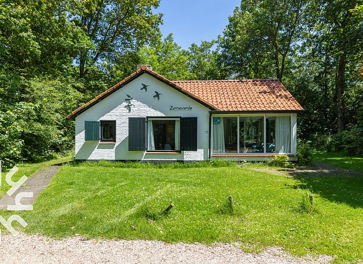 Guest house 623008 • Holiday property Walcheren • 4 persoons bungalow aan de voet van de duinen 