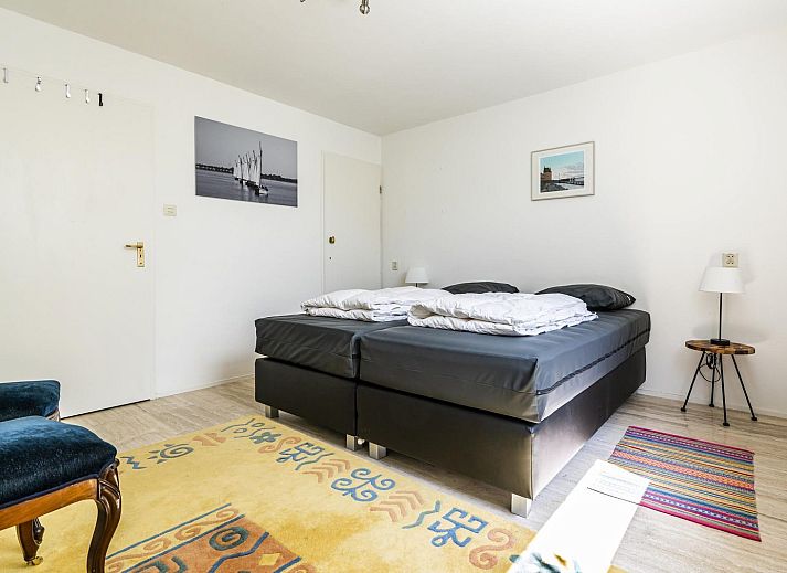 Gemuetliches Wohnzimmer mit Kamin im Ferienhaus VZ937, Koudekerke-Dishoek, Walcheren, ideal zum Entspannen.