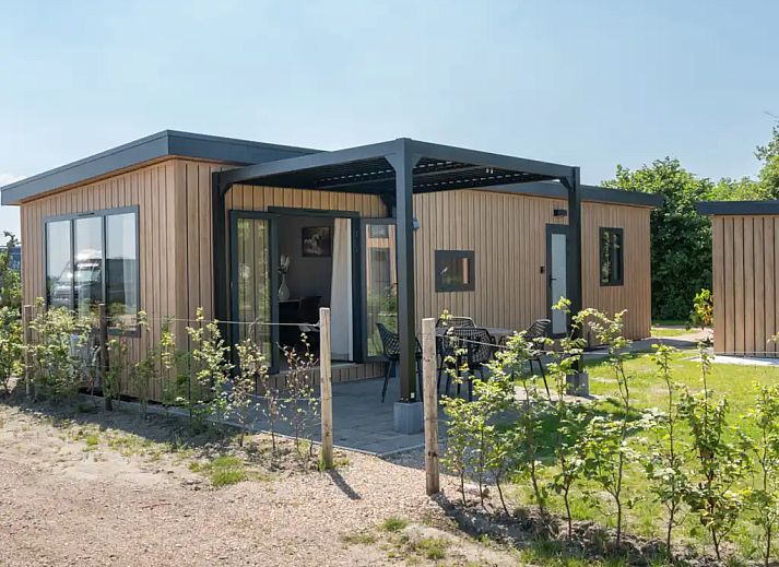 Guest house 623402 - Chalet Walcheren - Luxe Chalet op Minicamping Waarde