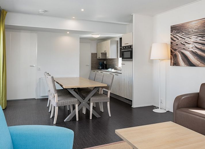 Lodge 6C in Breskens, Zeeuws-Vlaanderen, offers a modern vacation home with sunny terrace and comfortable outdoor space in Zeeland.