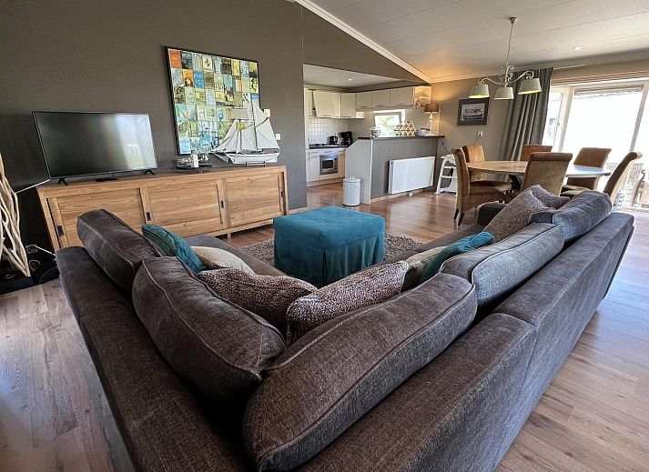 Vorderansicht von VZ807 Ferienhaus Breskens, ein gemuetliches Ferienhaus in Zeeland.