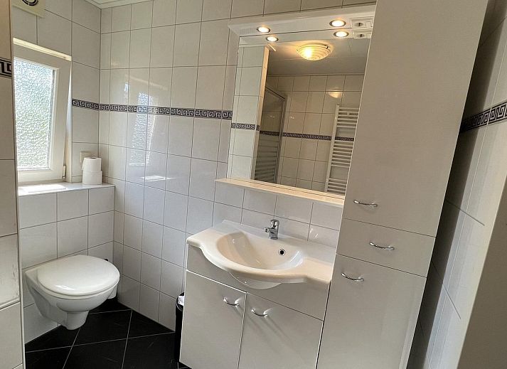 Gemuetliche Sitzecke auf der Terrasse des VZ807 Ferienhauses Breskens in Zeeland.