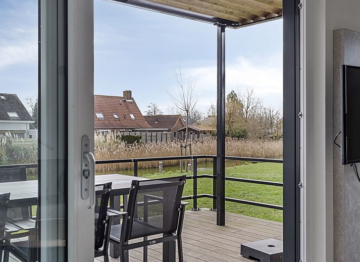 Vrijstaande woning in Breskens, Zeeuws-Vlaanderen, een modern vakantiehuis met ruime tuin en eigentijdse architectuur in Zeeland.