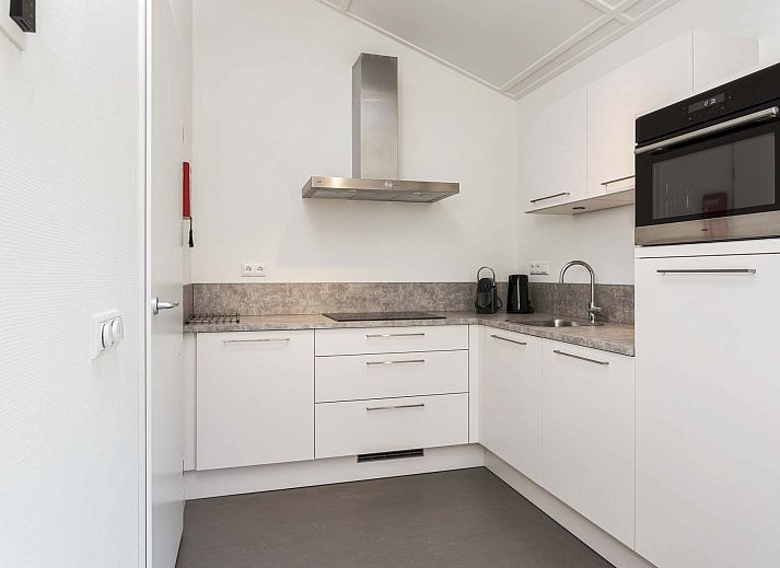 Rustikaler Charme eines freistehenden Hauses in Breskens, einem Ferienhaus in Zeeland mit grner Umgebung und heiterer Atmosphre.