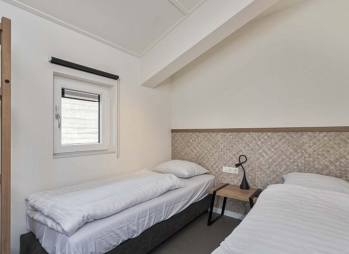 Freistehendes Haus in Breskens, Ferienhaus in Zeeuws-Vlaanderen mit groer Veranda und bequemen Liegesthlen.