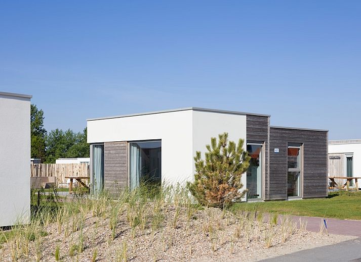 L4A Comfort vakantiehuis in Nieuwvliet-Bad, Zeeuws-Vlaanderen, omgeven door duinen en natuur, ideaal voor een ontspannen verblijf in Zeeland.