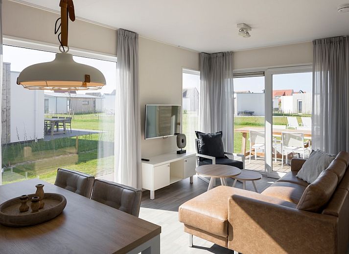 L4A Comfort vakantiehuis in Nieuwvliet-Bad, Zeeuws-Vlaanderen, omgeven door duinen en natuur, ideaal voor een ontspannen verblijf in Zeeland.