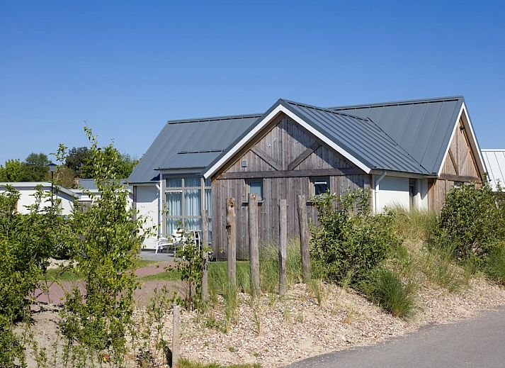 L6B Komfort-Ferienhaus in Nieuwvliet-Bad, Zeeuws-Vlaanderen, umgeben von gruener Natur und ruhiger Umgebung in Zeeland.