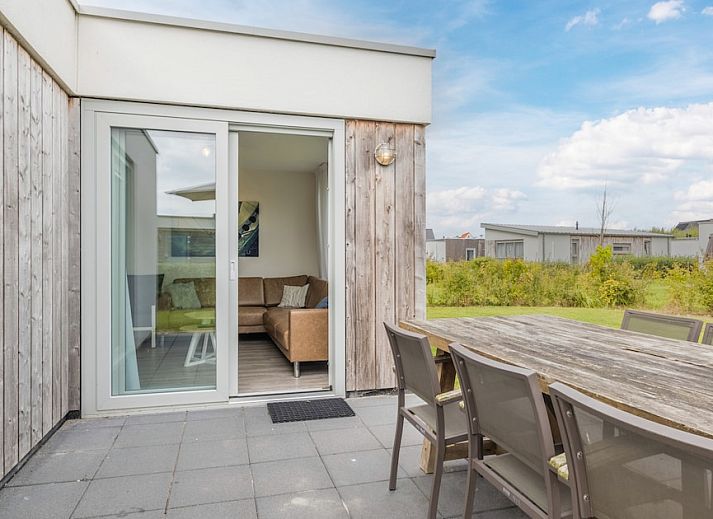 Guest house 630322 - Bungalow Zeeuws-Vlaanderen - B6A Comfort