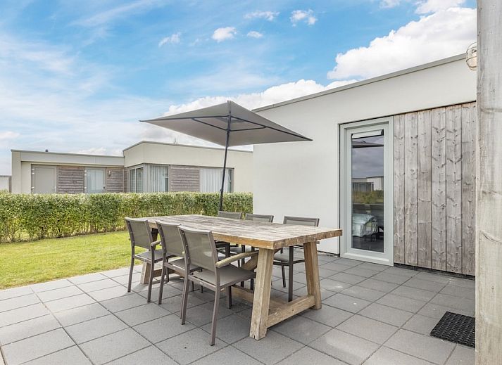 Guest house 630322 - Bungalow Zeeuws-Vlaanderen - B6A Comfort