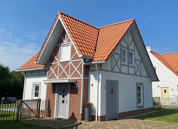 Verblijf 630554 • Vakantiewoning Zeeuws-Vlaanderen • Villa 8M Luxe 