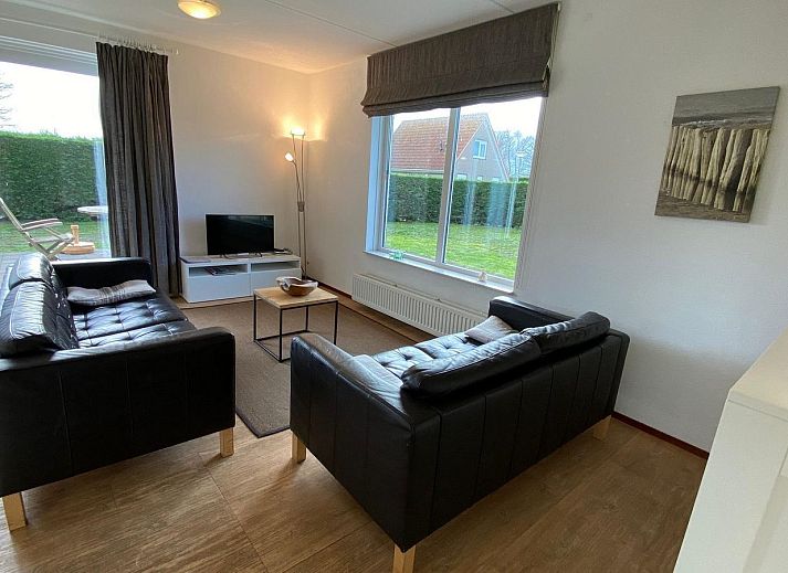 VZ921 Holiday home in Cadzand-Bad with sunny terrace and garden in Zeeuws-Vlaanderen, Zeeland.