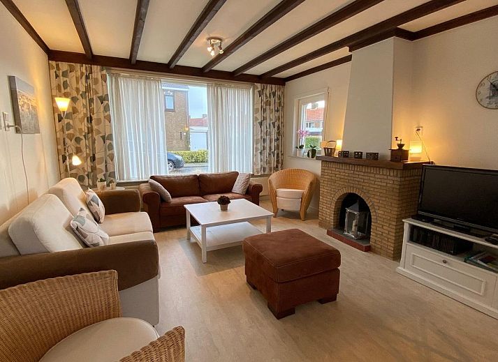 Cadzand-Bad vacation home VZ920 with sunny frontage in Zeeland.