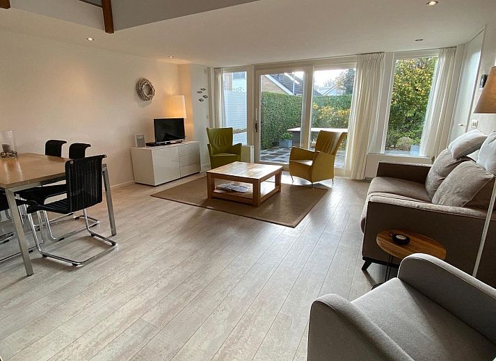 Vooraanzicht van VZ702 Vakantiehuis Cadzand in het groene Cadzand, Zeeuws-Vlaanderen, Zeeland.