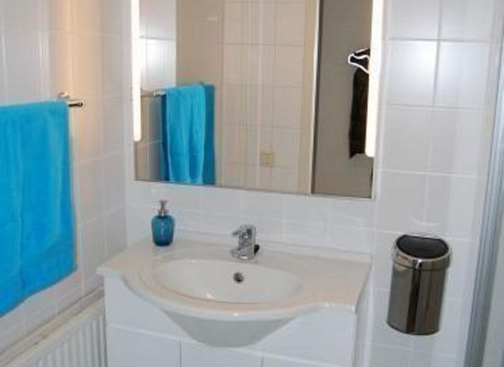 Sonnige Terrasse von VZ571 Appartement Cadzand in Cadzand, ideal fuer Entspannung in Zeeuws-Vlaanderen, Zeeland.