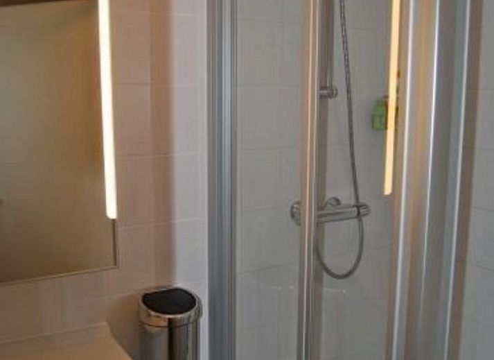 Sonnige Terrasse von VZ571 Appartement Cadzand in Cadzand, ideal fuer Entspannung in Zeeuws-Vlaanderen, Zeeland.