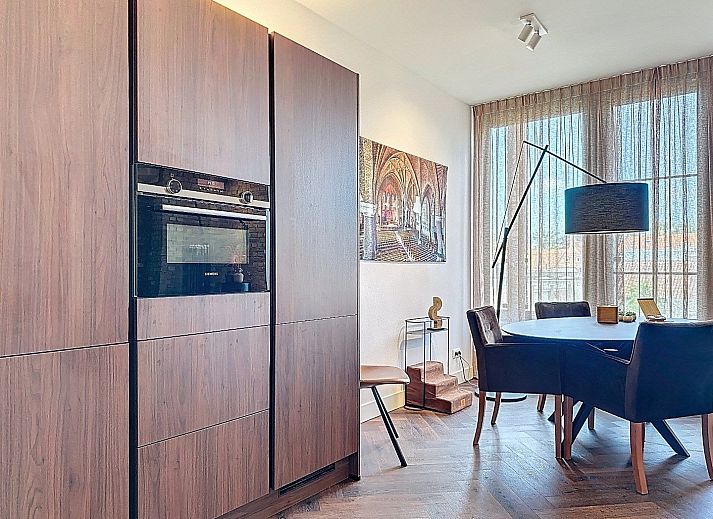 Blick ber die Stadt Sluis vom Apartment in Sluis, einer einzigartigen Unterkunft in Zeeuws-Vlaanderen, Zeeland.