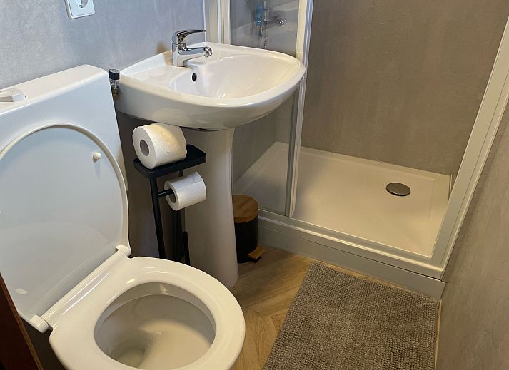 Guest house 631650 - Holiday property Zeeuws-Vlaanderen - Vakantiehuis NV 10 - Beach Resort Nieuwvliet Bad