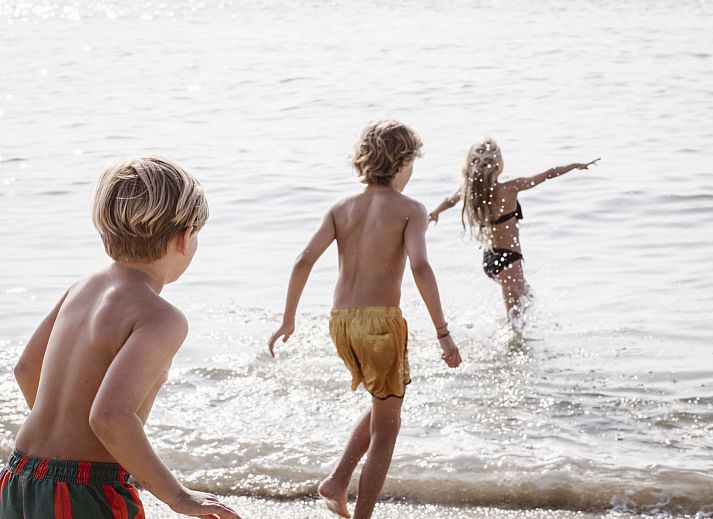 Guest house 631650 - Holiday property Zeeuws-Vlaanderen - Vakantiehuis NV 10 - Beach Resort Nieuwvliet Bad