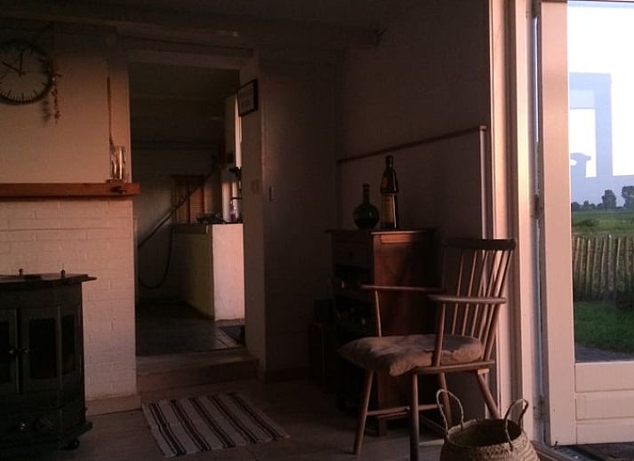 Gezellige buitenruimte van Vakantiehuis in Walsoorden, Zeeuws-Vlaanderen, met uitzicht op de natuur van Zeeland.