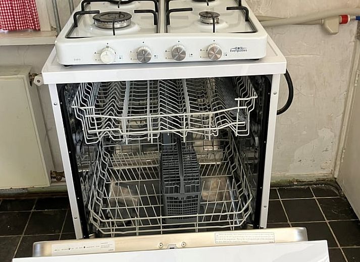 Vakantiehuis in Walsoorden met sfeervol terras, ideaal voor een verblijf in Zeeuws-Vlaanderen, Zeeland.