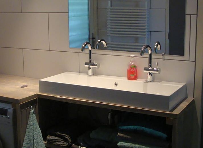 Ferienhaus in Oostburg mit farbenfrohem Garten und Terrasse, ideal zum Entspannen im schoenen Zeeuws-Vlaanderen, Zeeland.