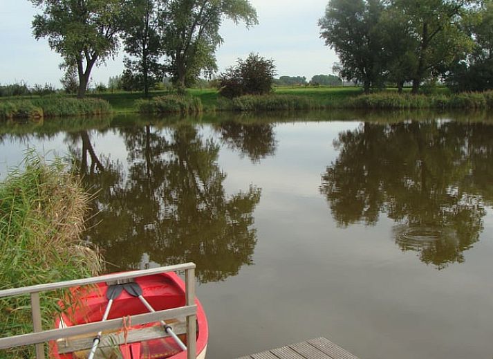Ferienhaus in Oostburg mit farbenfrohem Garten und Terrasse, ideal zum Entspannen im schoenen Zeeuws-Vlaanderen, Zeeland.