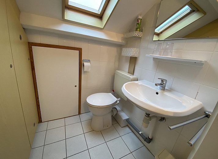 Gemuetliches Wohnzimmer in VZ919 Ferienhaus in Retranchement, ideal fuer Entspannung in Zeeland.