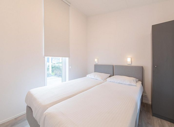 Helles Wohnzimmer im Ferienhaus Waterresort Oosterschelde, Haus Nr. 77, mit stilvoller Einrichtung in Wemeldinge, Zeeland.