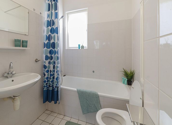 Guest house 6406234 - Holiday property Zuid-Beveland - Villapark De Oesterbaai 75