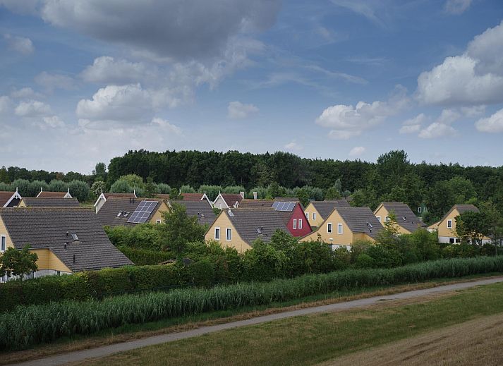 Guest house 6406234 - Holiday property Zuid-Beveland - Villapark De Oesterbaai 75