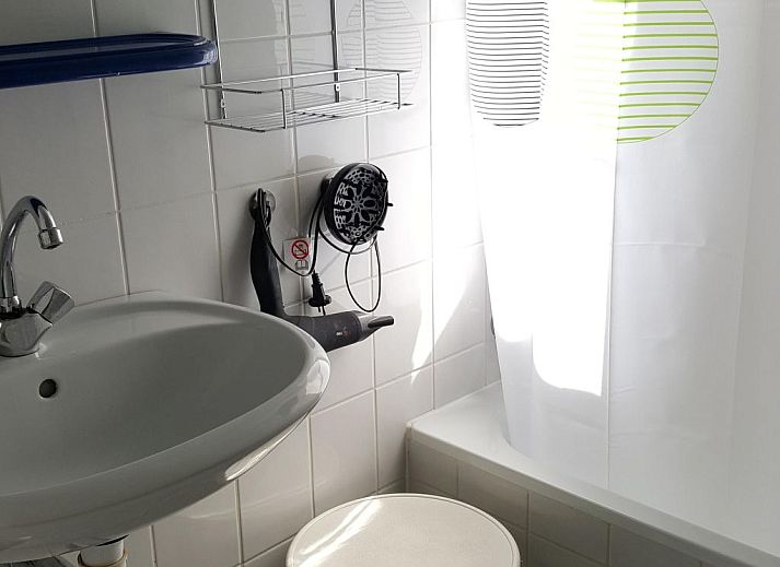 Unterkunft 640630 - Ferienhaus Zuid-Beveland - Vakantiehuis Gemütliches Haus mit komplett umzäuntem Garte