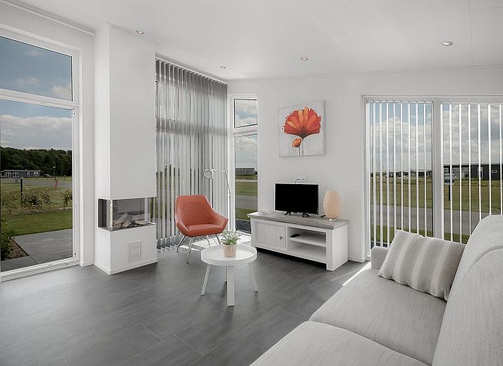 Ferienhaus Waterresort Oosterschelde Haus Nr. 69 in Wemeldinge, ein modernes Ferienhaus mit einem schlichten Aeusseren in Zeeland.