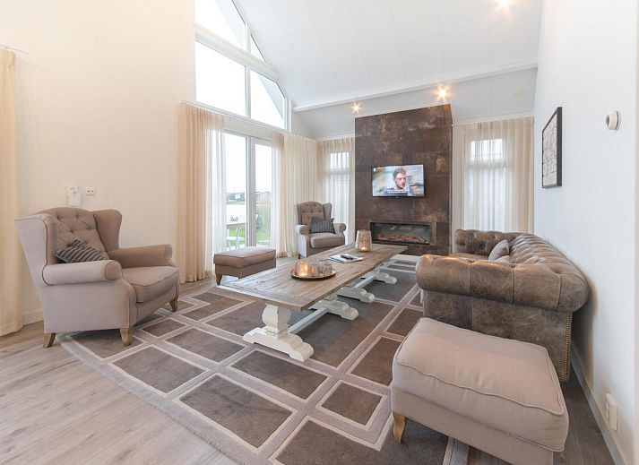 Ferienhaus Waterresort Oosterschelde - Haus Nr. 16 in Wemeldinge mit grossem Garten und moderner Architektur.