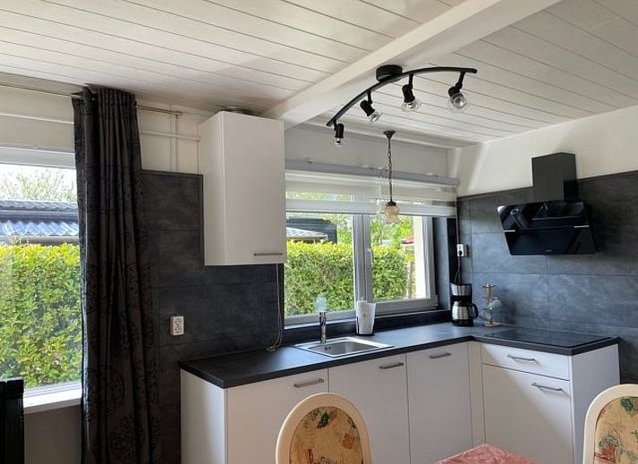 Guest house 640823 - Holiday property Zuid-Beveland - Vakantiehuis Sunshine