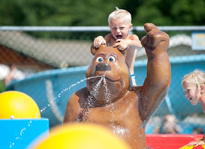 Guest house 640825 - Apartment Zuid-Beveland - Appartement Mobilheim "Camping Scheldeoord"