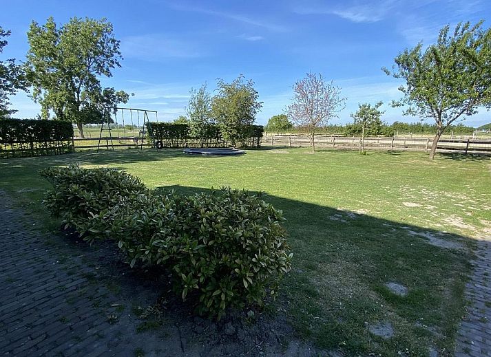 VZ250 Groepsaccommodatie Goes met ruime tuin in Zuid-Beveland, ideaal voor families.