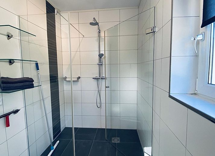 Gezellige buitenruimte van VZ250 Groepsaccommodatie Goes, perfect voor ontspanning.