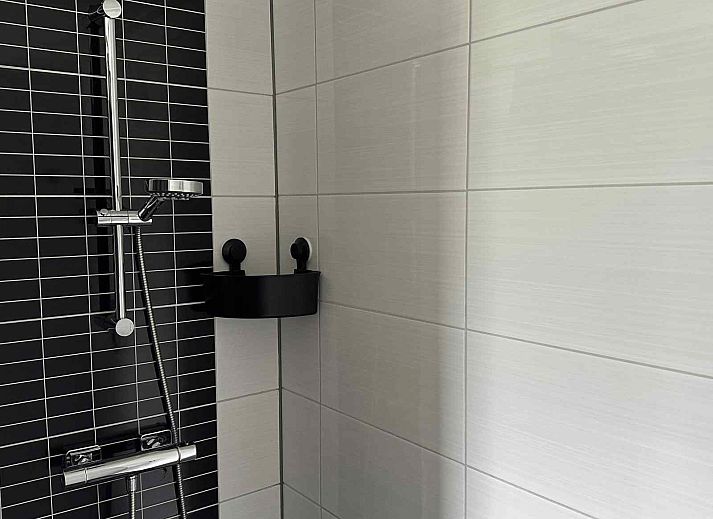 Uitzicht op uitgestrekte velden rondom vakantiehuis ZE1365 in Kattendijke, Zuid-Beveland, Zeeland.