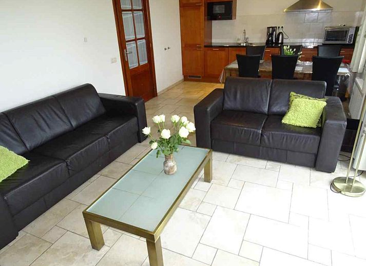 Gemuetliches Schlafzimmer im Ferienhaus ZE523, Kattendijke, Zuid-Beveland, mit Doppelbett fuer eine gute Nachtruhe.