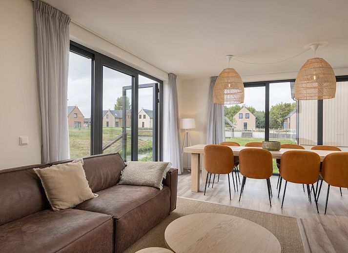 Comfort Villa 8 in Wolphaartsdijk, een modern vakantiehuis in Zeeland met ruime tuin en terras.