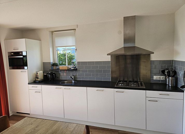 VZ1072 Vakantiehuis aan het water in Wolphaartsdijk, ideaal voor natuurliefhebbers in Zeeland