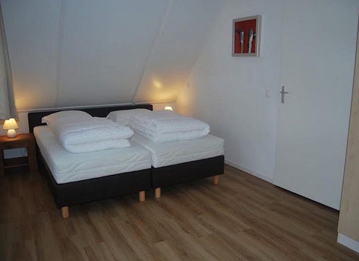 Luxe buitenruimte van VZ1072 vakantiehuis in Wolphaartsdijk met uitzicht op de natuur