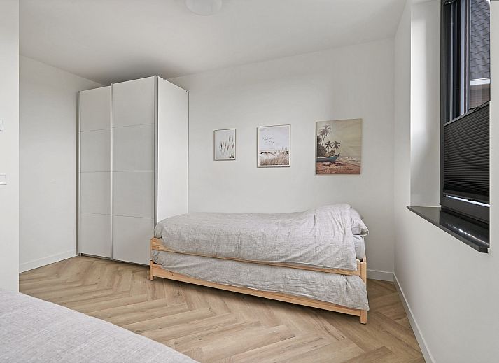 Komfortables Schlafzimmer im Ferienhaus ZE1420, Nieuwdorp, Zuid-Beveland, fuer eine erholsame Nacht in Zeeland.