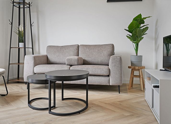 Modernes Badezimmer im Ferienhaus ZE1420, Nieuwdorp, Zuid-Beveland, ausgestattet mit luxurioesen Annehmlichkeiten in Zeeland.